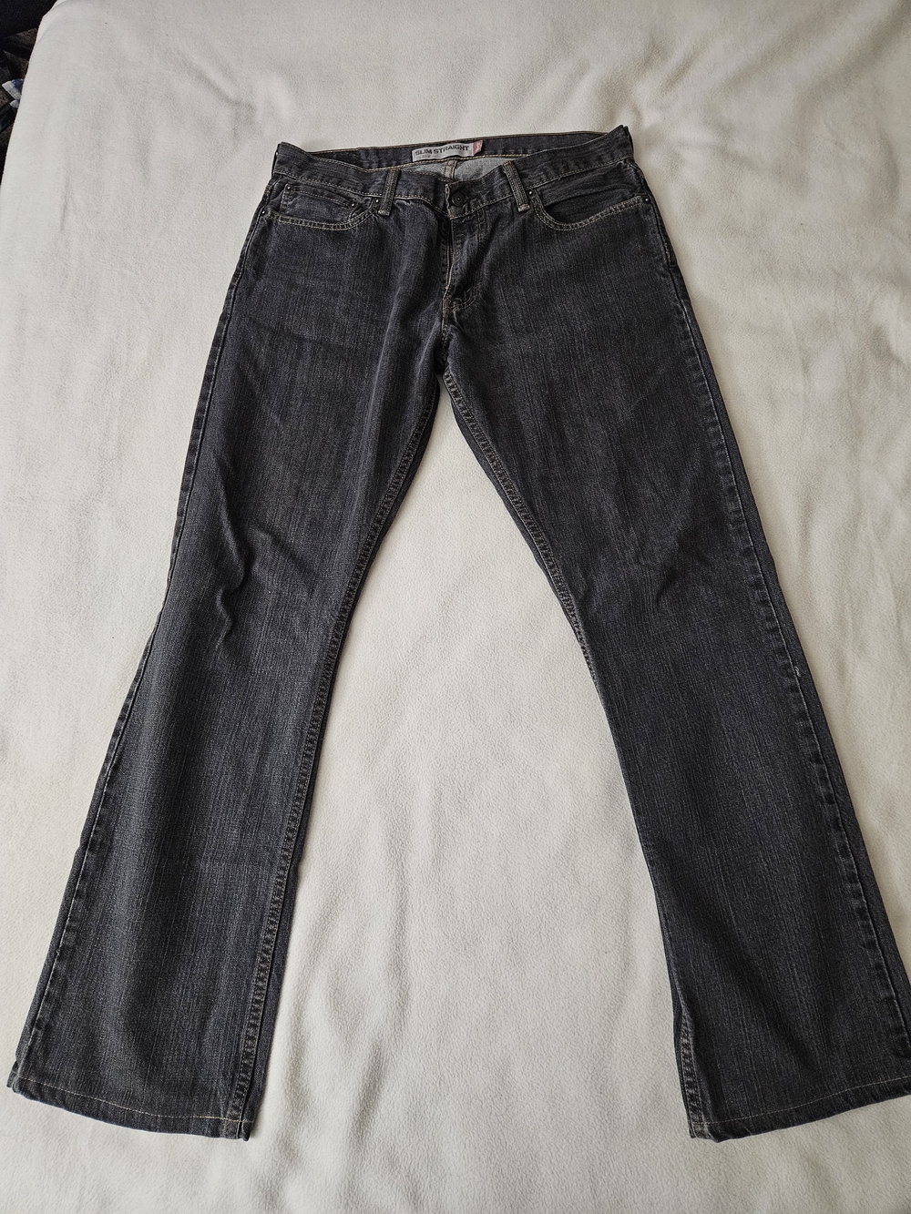Men's Dark Gray Straight-Leg Jeans